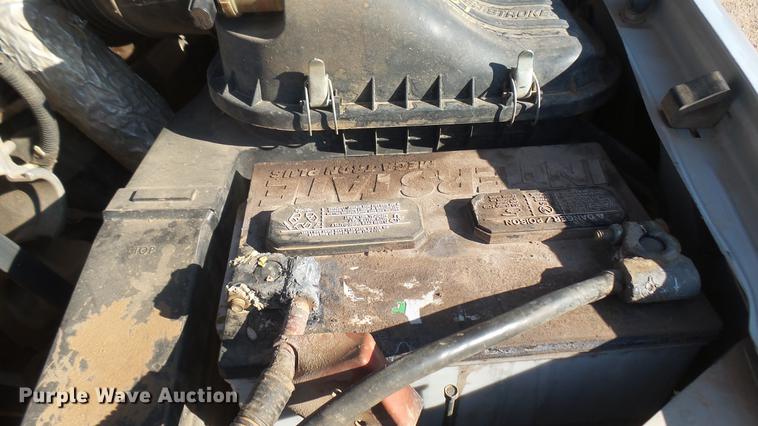 image for item DC1951 2000 Ford F350 Super Duty flatbed pickup truck