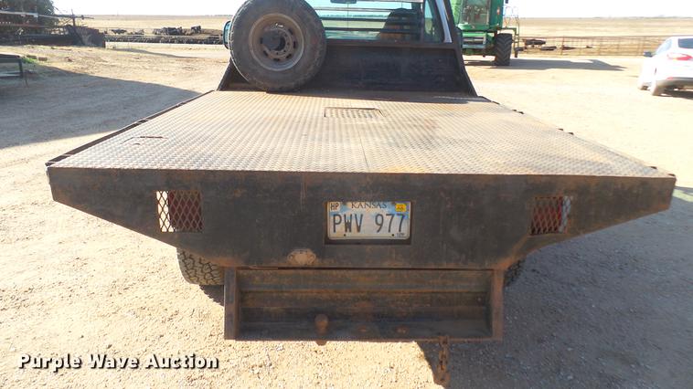image for item DC1951 2000 Ford F350 Super Duty flatbed pickup truck