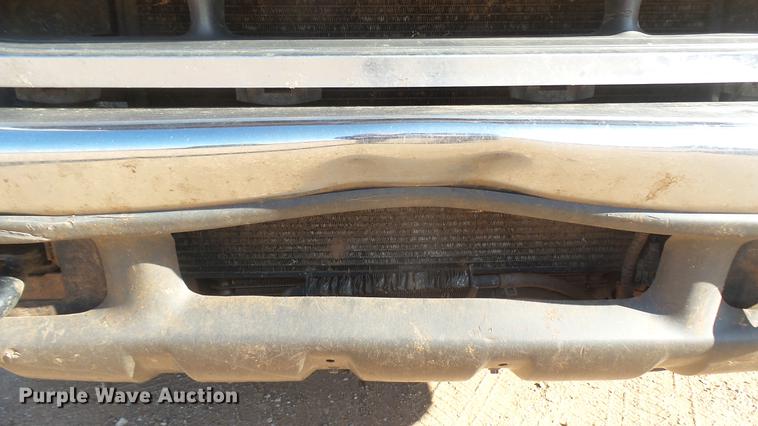 image for item DC1951 2000 Ford F350 Super Duty flatbed pickup truck