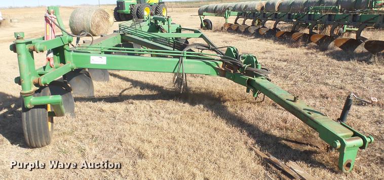 image for item DC1958 John Deere 10 bottom plow