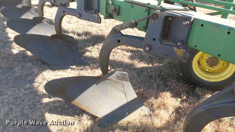 image for item DC1958 John Deere 10 bottom plow