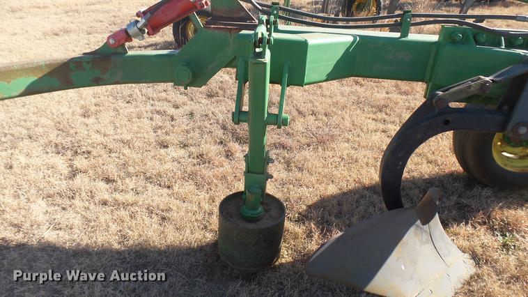 image for item DC1958 John Deere 10 bottom plow