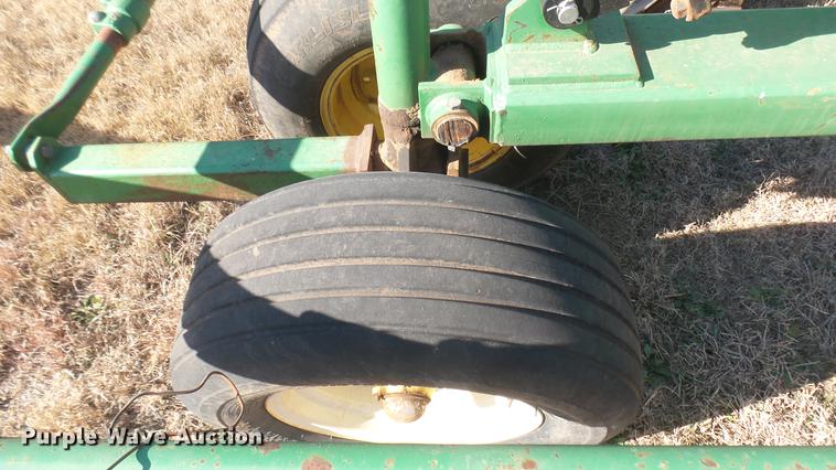 image for item DC1958 John Deere 10 bottom plow