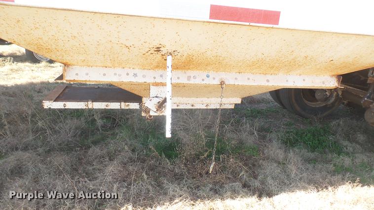 image for item DC1959 2005 MCM double hopper bottom grain trailer