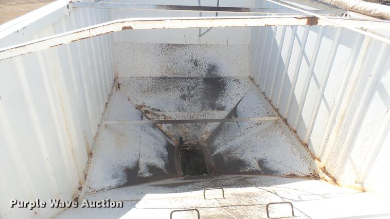 image for item DC1959 2005 MCM double hopper bottom grain trailer