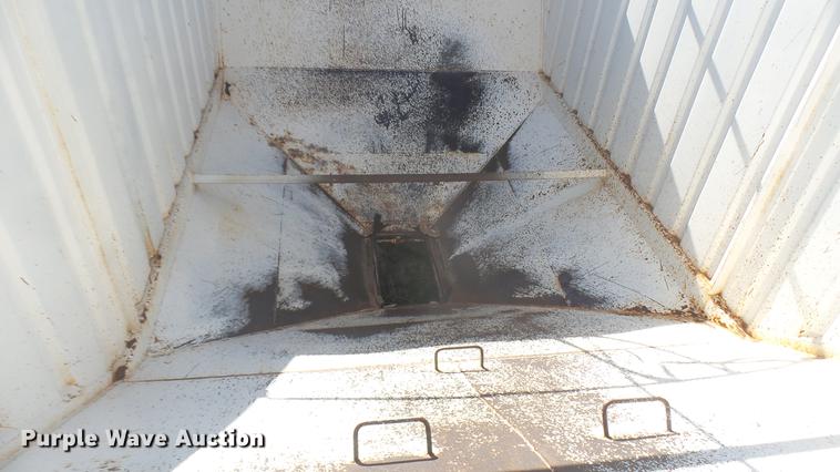 image for item DC1959 2005 MCM double hopper bottom grain trailer