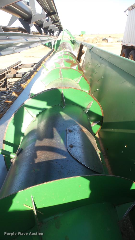 image for item DC1960 John Deere 930R platform head