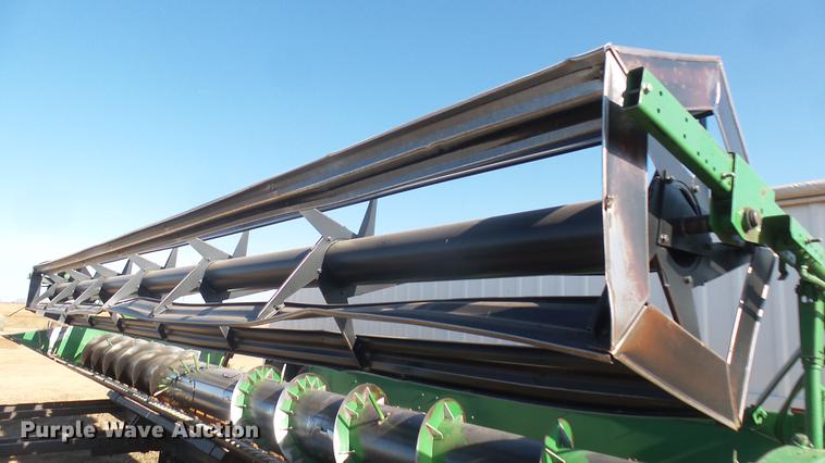 image for item DC1960 John Deere 930R platform head