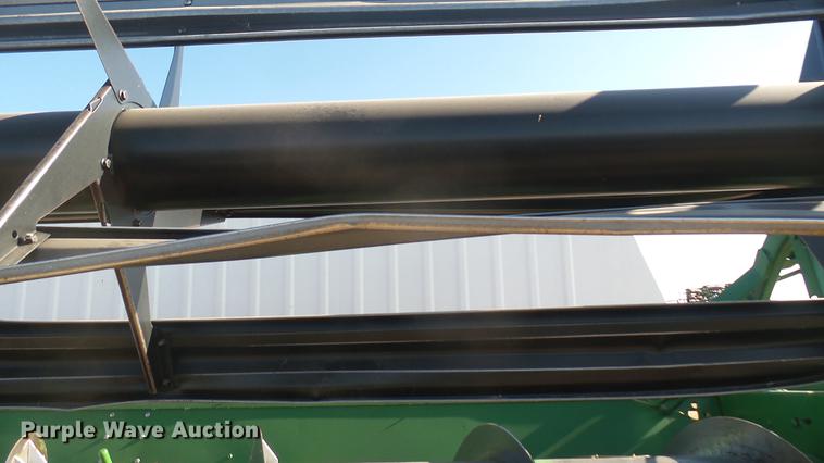 image for item DC1960 John Deere 930R platform head