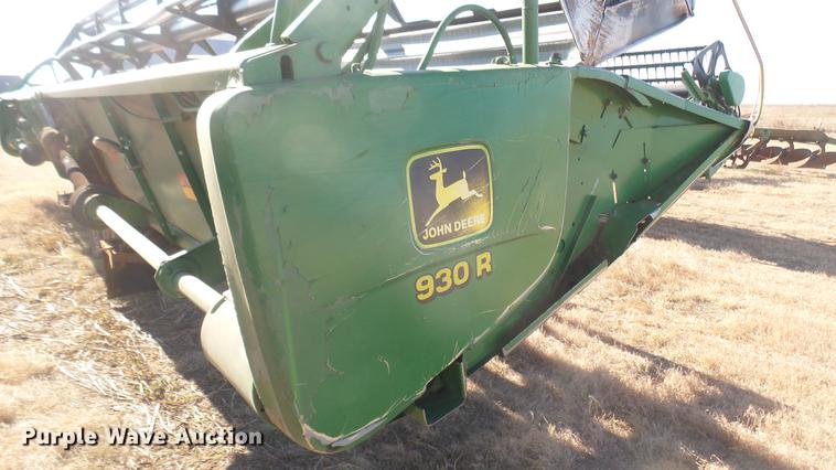 image for item DC1960 John Deere 930R platform head