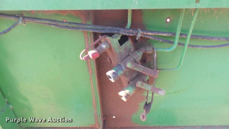 image for item DC1962 John Deere 930 head