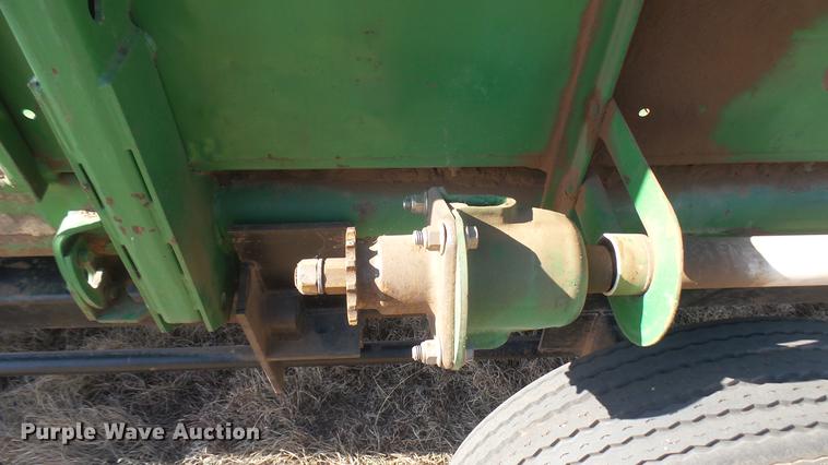 image for item DC1962 John Deere 930 head