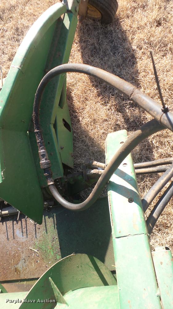 image for item DC1965 John Deere rigid pickup head