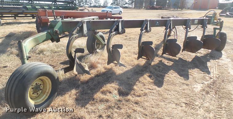 image for item DC1966 John Deere 3600 six bottom plow
