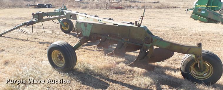 image for item DC1966 John Deere 3600 six bottom plow