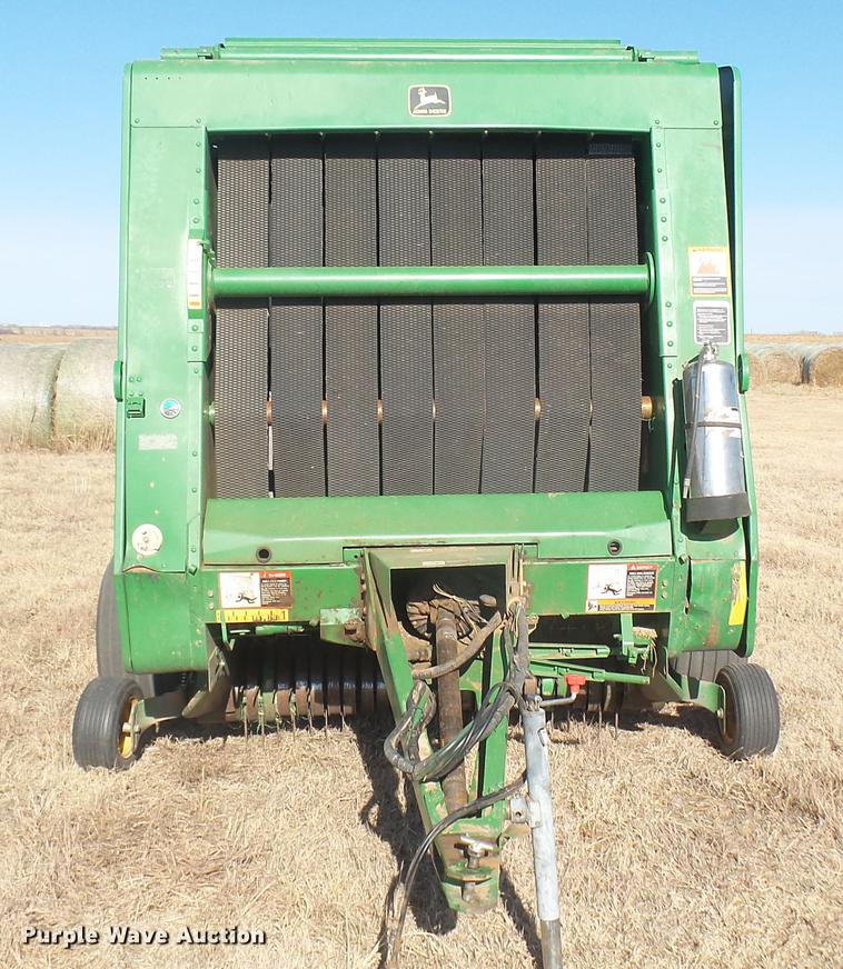 image for item DC1968 John Deere 567 round baler