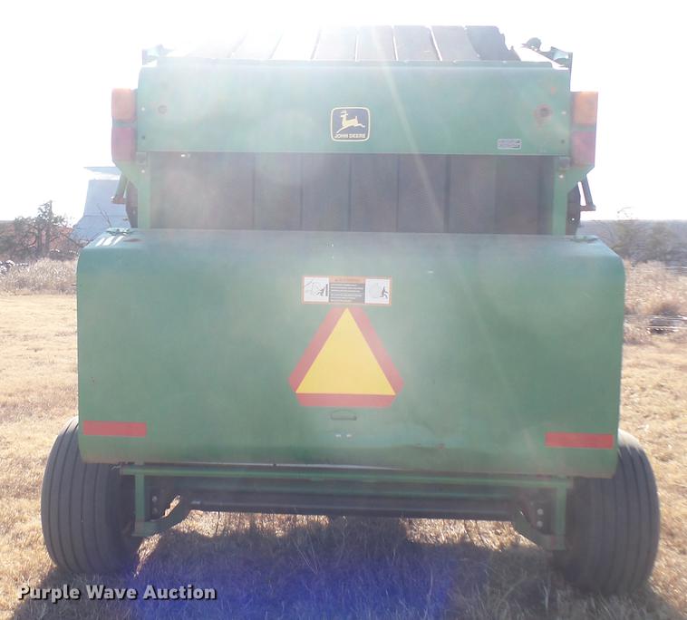 image for item DC1968 John Deere 567 round baler