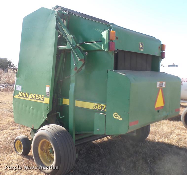 image for item DC1968 John Deere 567 round baler