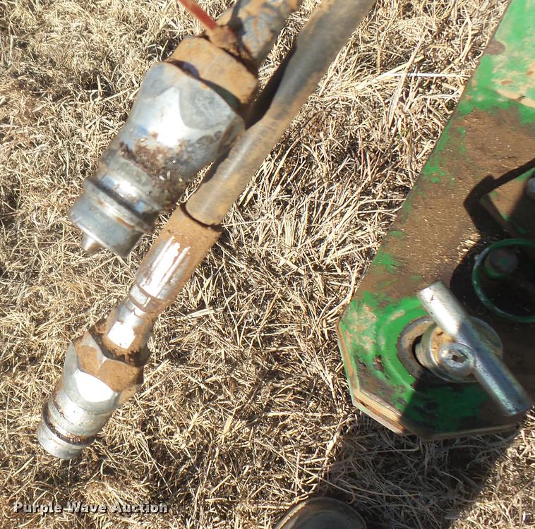 image for item DC1968 John Deere 567 round baler