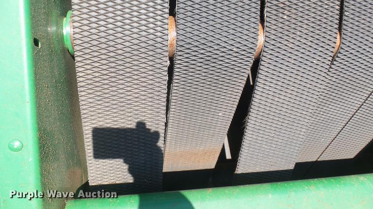 image for item DC1968 John Deere 567 round baler