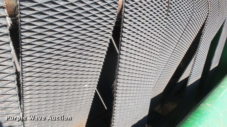 image for item DC1968 John Deere 567 round baler