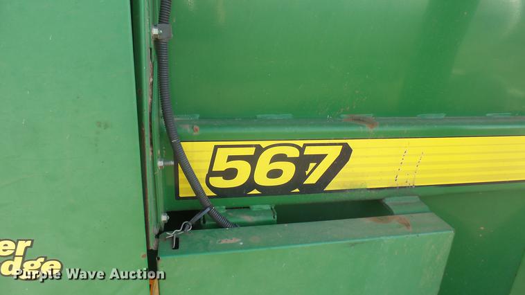 image for item DC1968 John Deere 567 round baler