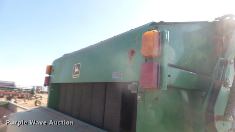 image for item DC1968 John Deere 567 round baler