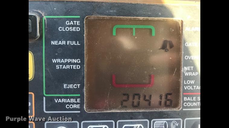 image for item DC1968 John Deere 567 round baler