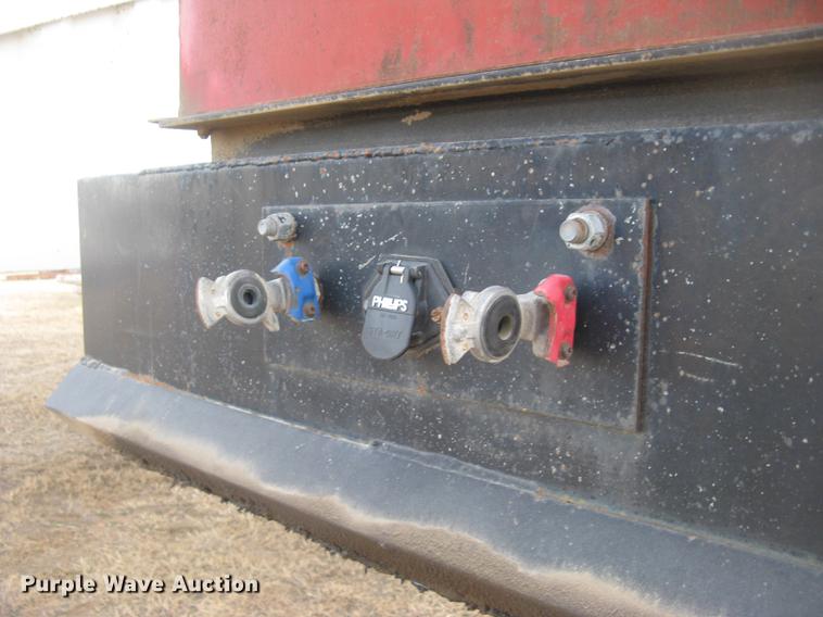 image for item DC2451 2006 KBH fertilizer tender trailer