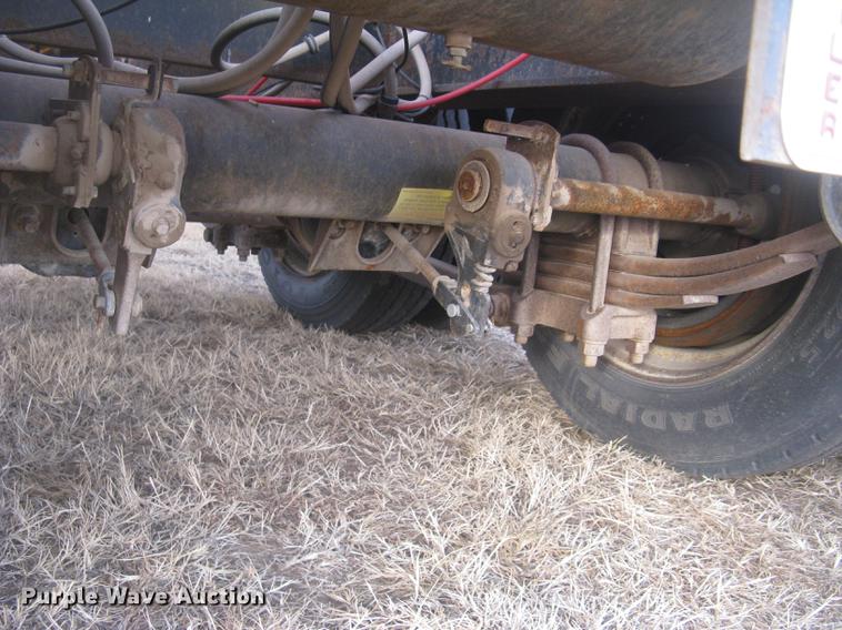 image for item DC2451 2006 KBH fertilizer tender trailer