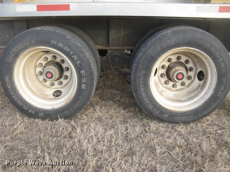 image for item DC2451 2006 KBH fertilizer tender trailer