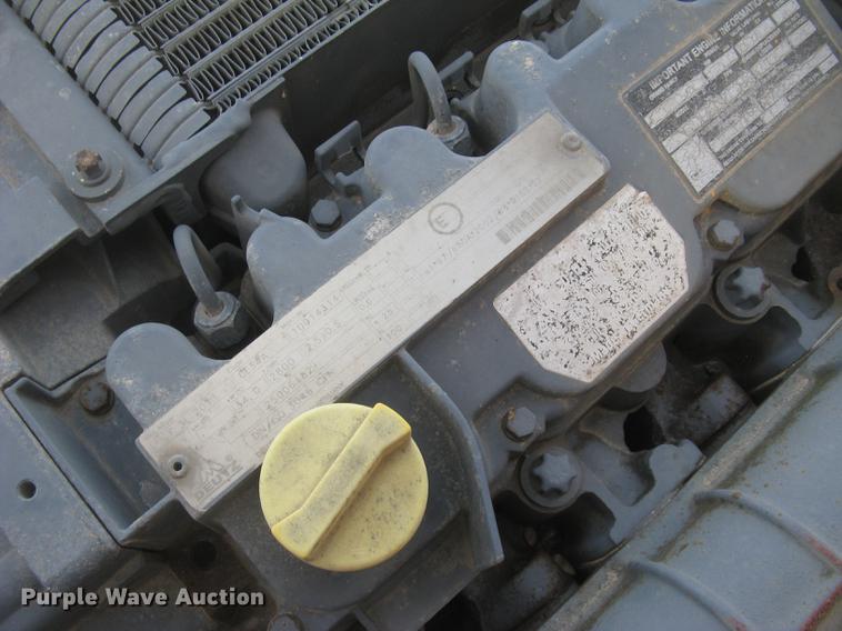 image for item DC2451 2006 KBH fertilizer tender trailer