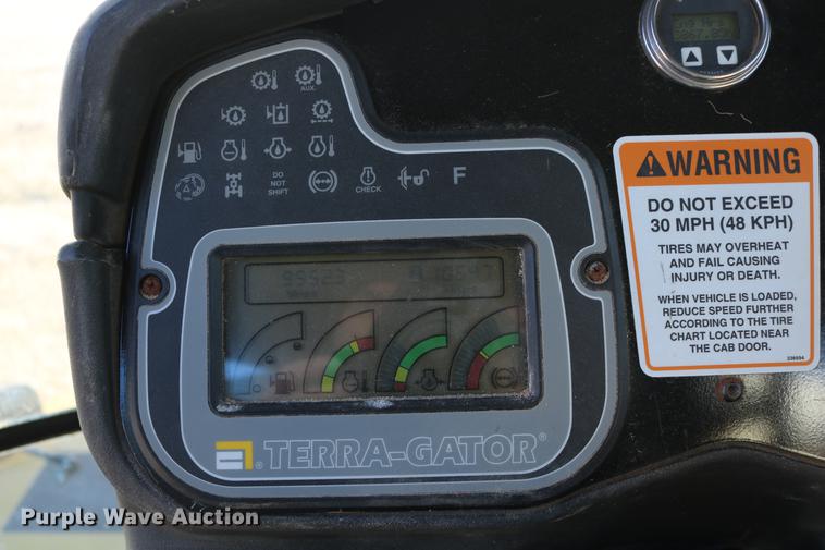 image for item DC3575 2003 Ag-Chem TerraGator 8104 self-propelled applicator