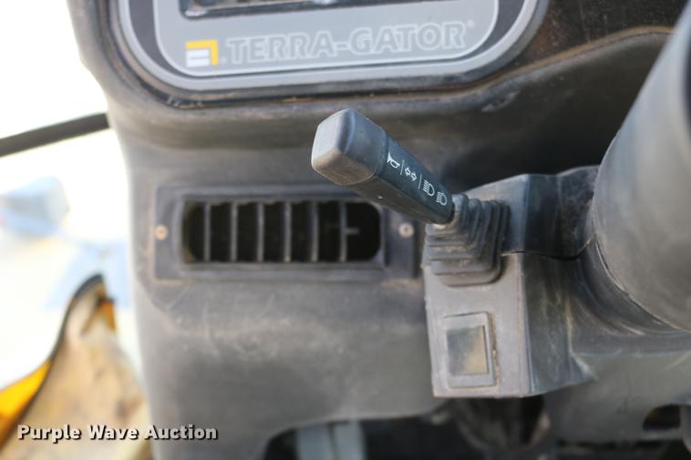 image for item DC3575 2003 Ag-Chem TerraGator 8104 self-propelled applicator