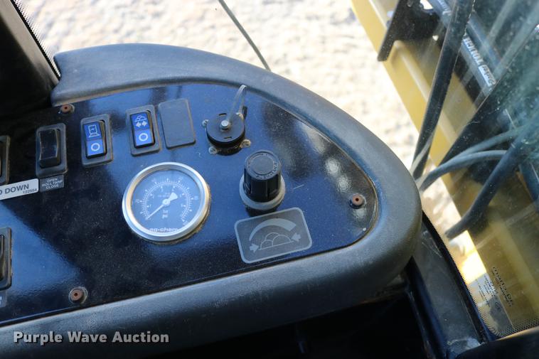 image for item DC3575 2003 Ag-Chem TerraGator 8104 self-propelled applicator