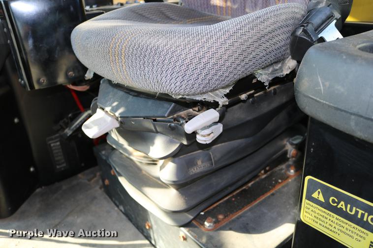 image for item DC3575 2003 Ag-Chem TerraGator 8104 self-propelled applicator