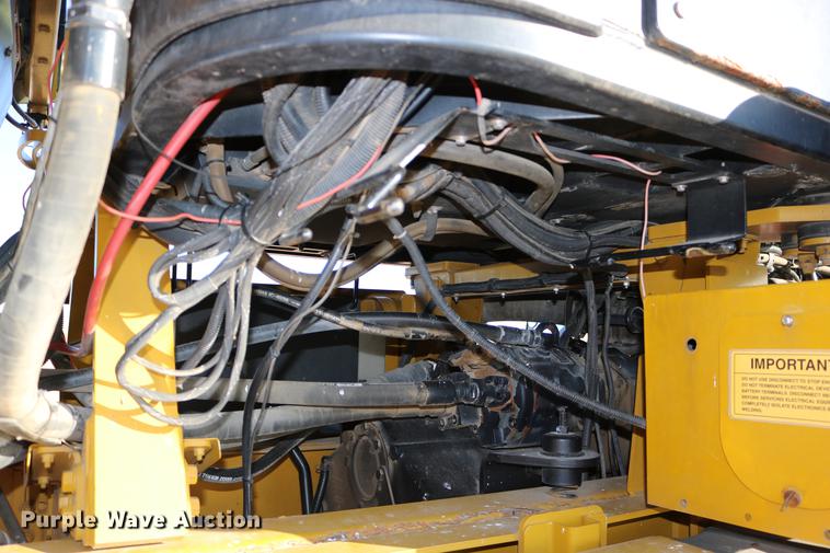 image for item DC3575 2003 Ag-Chem TerraGator 8104 self-propelled applicator