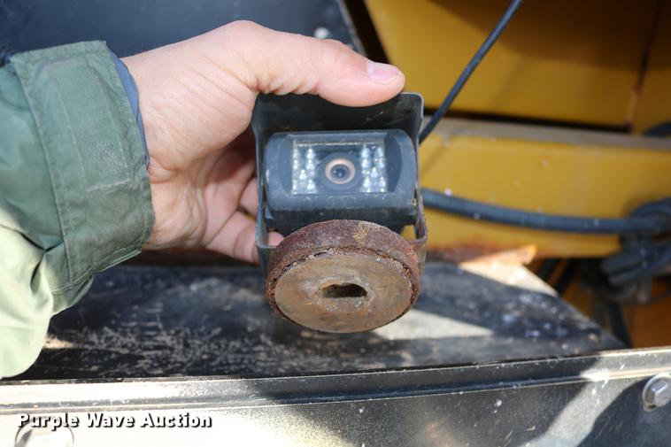 image for item DC3575 2003 Ag-Chem TerraGator 8104 self-propelled applicator