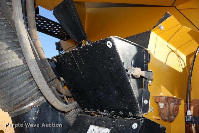 image for item DC3575 2003 Ag-Chem TerraGator 8104 self-propelled applicator