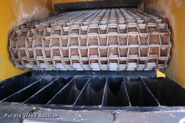 image for item DC3575 2003 Ag-Chem TerraGator 8104 self-propelled applicator