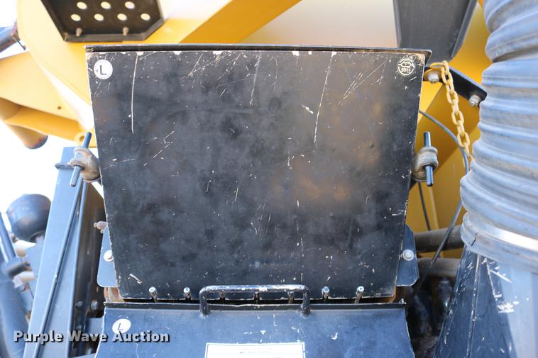 image for item DC3575 2003 Ag-Chem TerraGator 8104 self-propelled applicator