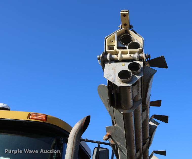 image for item DC3575 2003 Ag-Chem TerraGator 8104 self-propelled applicator