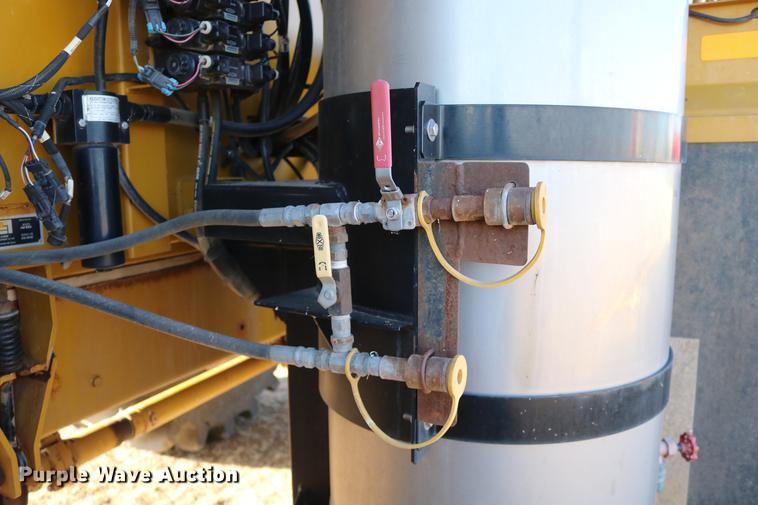 image for item DC3575 2003 Ag-Chem TerraGator 8104 self-propelled applicator