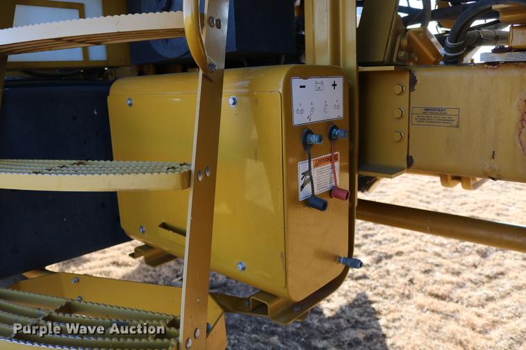 image for item DC3575 2003 Ag-Chem TerraGator 8104 self-propelled applicator