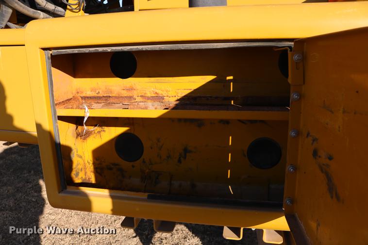 image for item DC3575 2003 Ag-Chem TerraGator 8104 self-propelled applicator