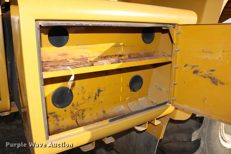 image for item DC3575 2003 Ag-Chem TerraGator 8104 self-propelled applicator