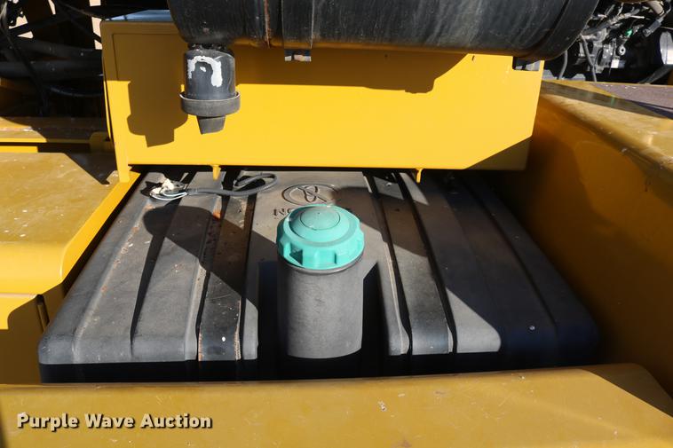 image for item DC3575 2003 Ag-Chem TerraGator 8104 self-propelled applicator