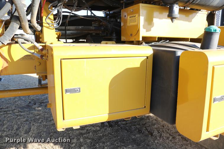 image for item DC3575 2003 Ag-Chem TerraGator 8104 self-propelled applicator