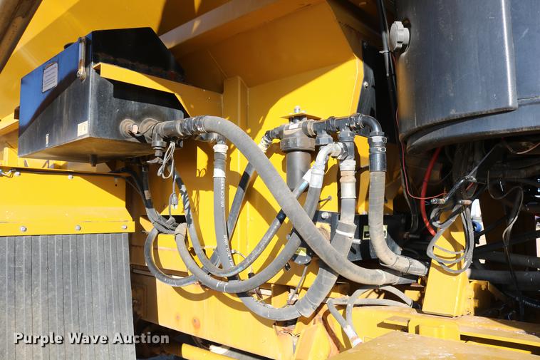 image for item DC3575 2003 Ag-Chem TerraGator 8104 self-propelled applicator