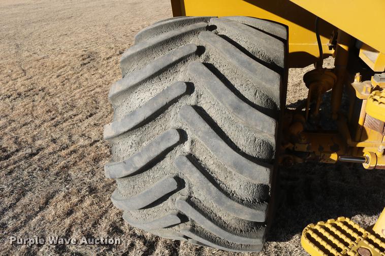 image for item DC3575 2003 Ag-Chem TerraGator 8104 self-propelled applicator